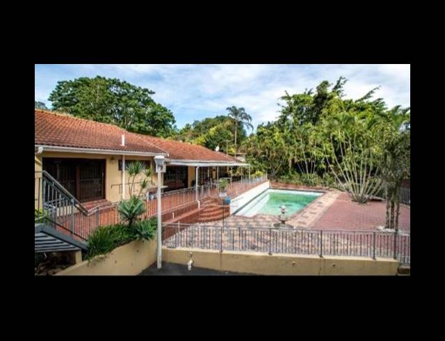 5 BEDROOM HOUSE FOR SALE IN ATHOLL HEIGHTS